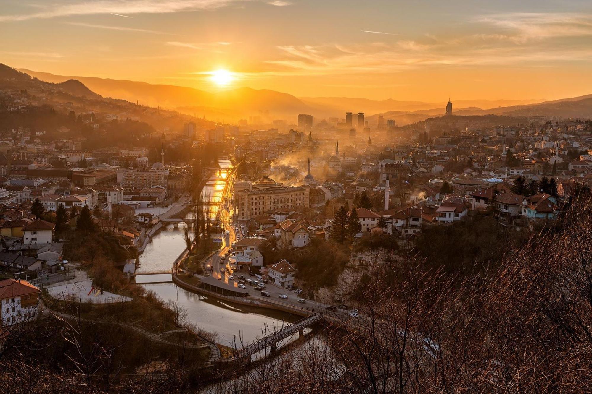 Апарт отель Sun Garden Сараево Экстерьер фото